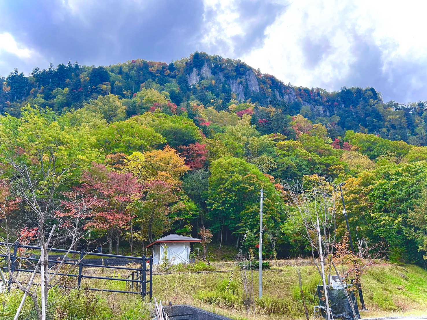 北海道上川層雲峡・ホテル大雪のスタッフによる日本一早い紅葉情報